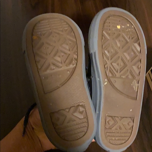 Toddler Converse - Picture 4 of 8